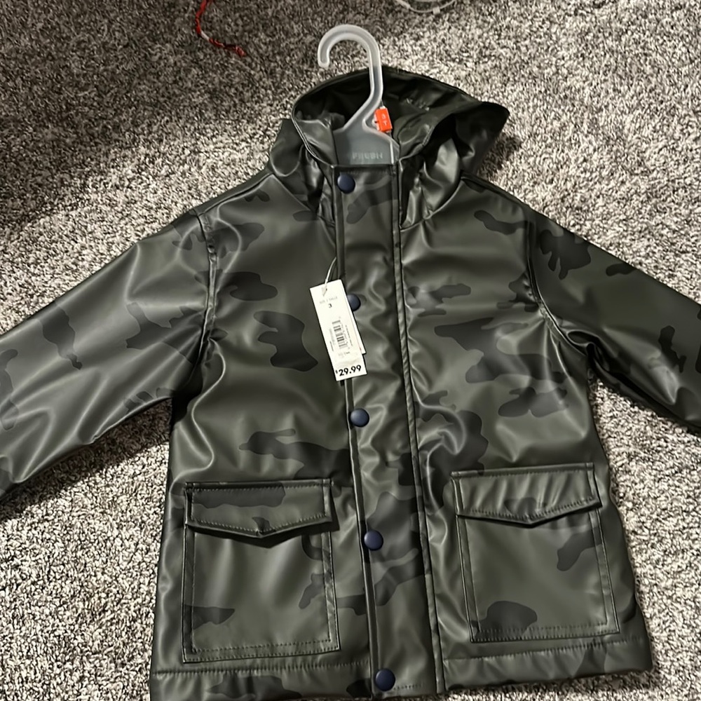 Joe fresh size 3t boy rain coat
